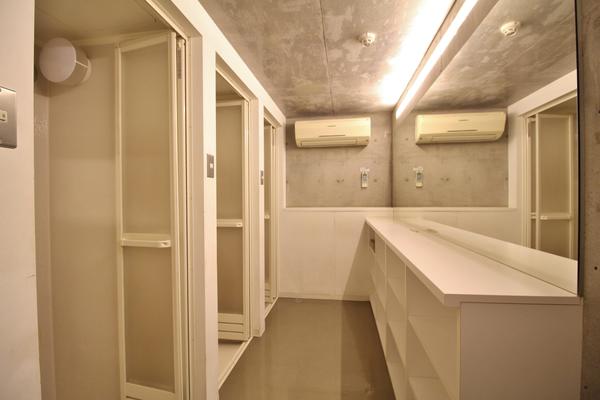 3階シャワー室.JPG